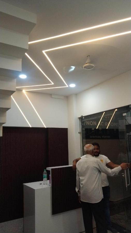 Hotel Garima Ujjain Εξωτερικό φωτογραφία
