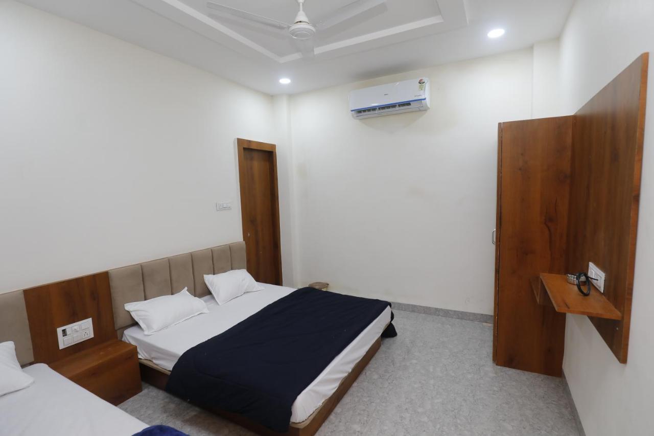 Hotel Garima Ujjain Εξωτερικό φωτογραφία