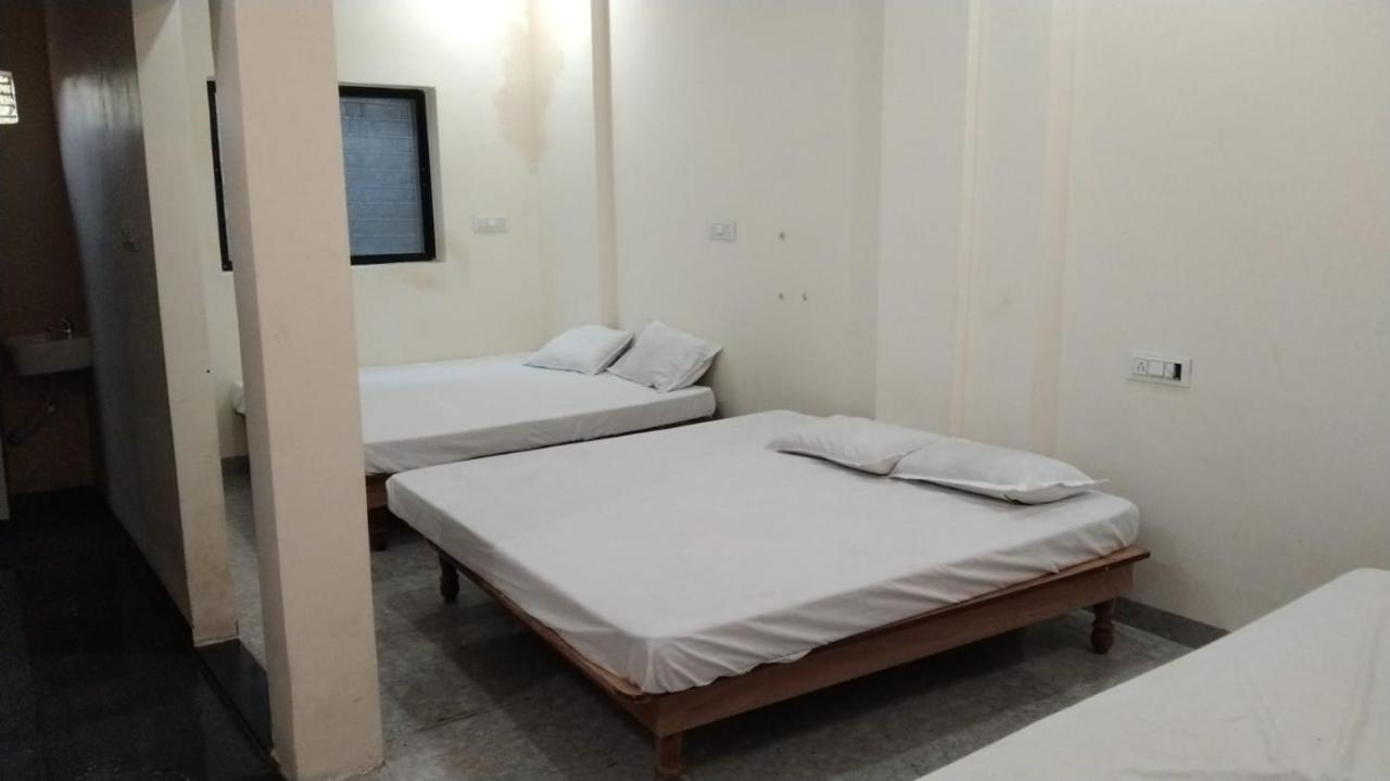 Hotel Garima Ujjain Εξωτερικό φωτογραφία